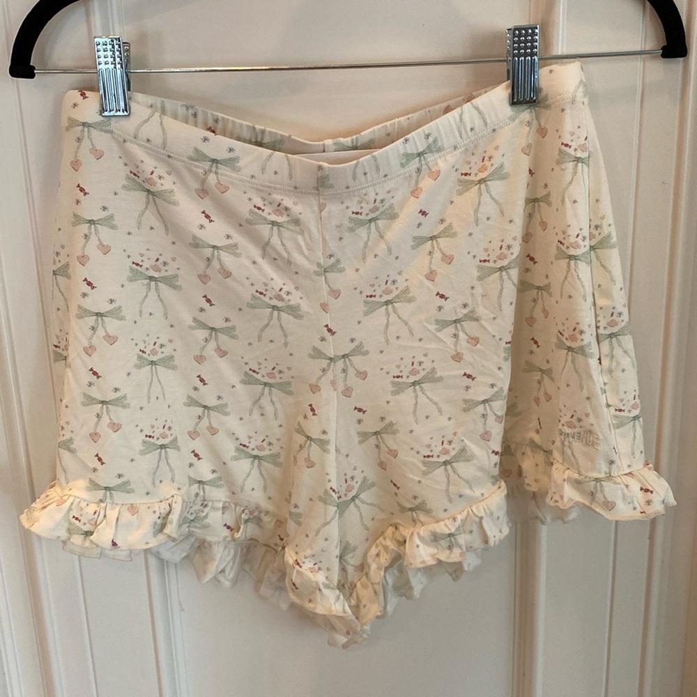 Go Slow Ruffle Shorts, Sofia Richie Grainge, Holiday Bow, Size small, NWT